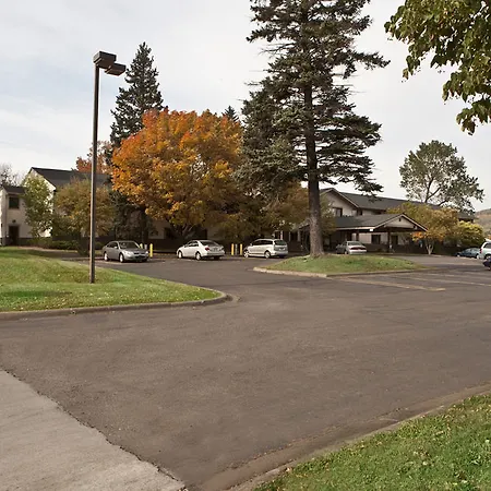 Super 8 By Wyndham Duluth Hotel